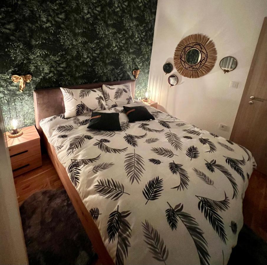 Jungle Lux Apartment Čačak Extérieur photo
