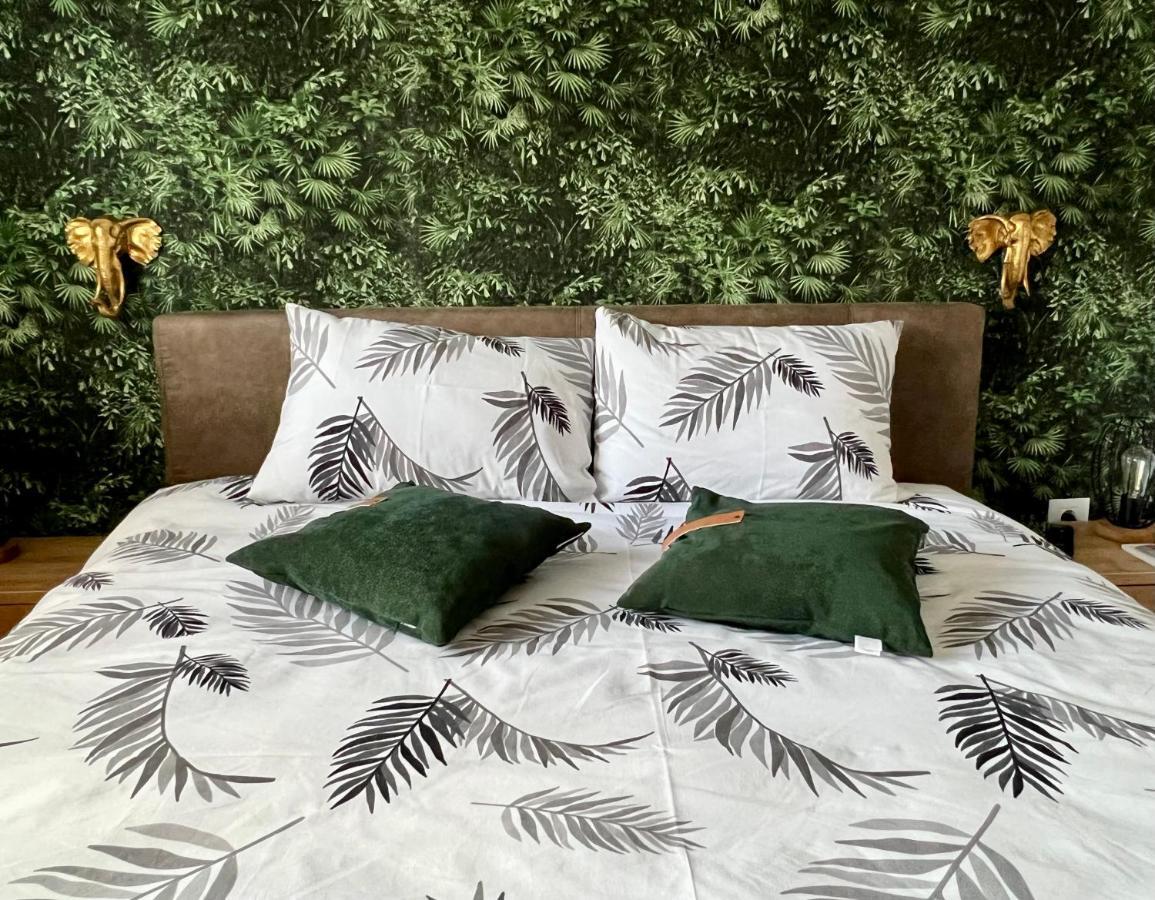 Jungle Lux Apartment Čačak Extérieur photo